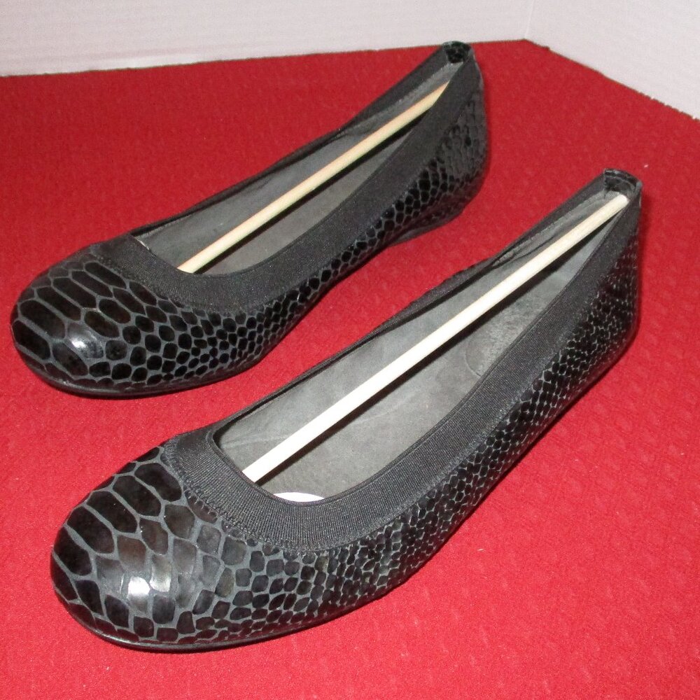 Stuart Weitzman Ballet Flats